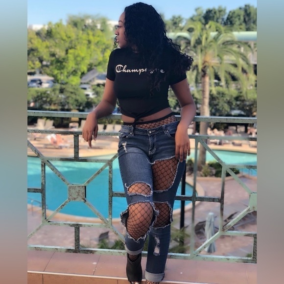 Champagne Crop Tee - Picture 2 of 4